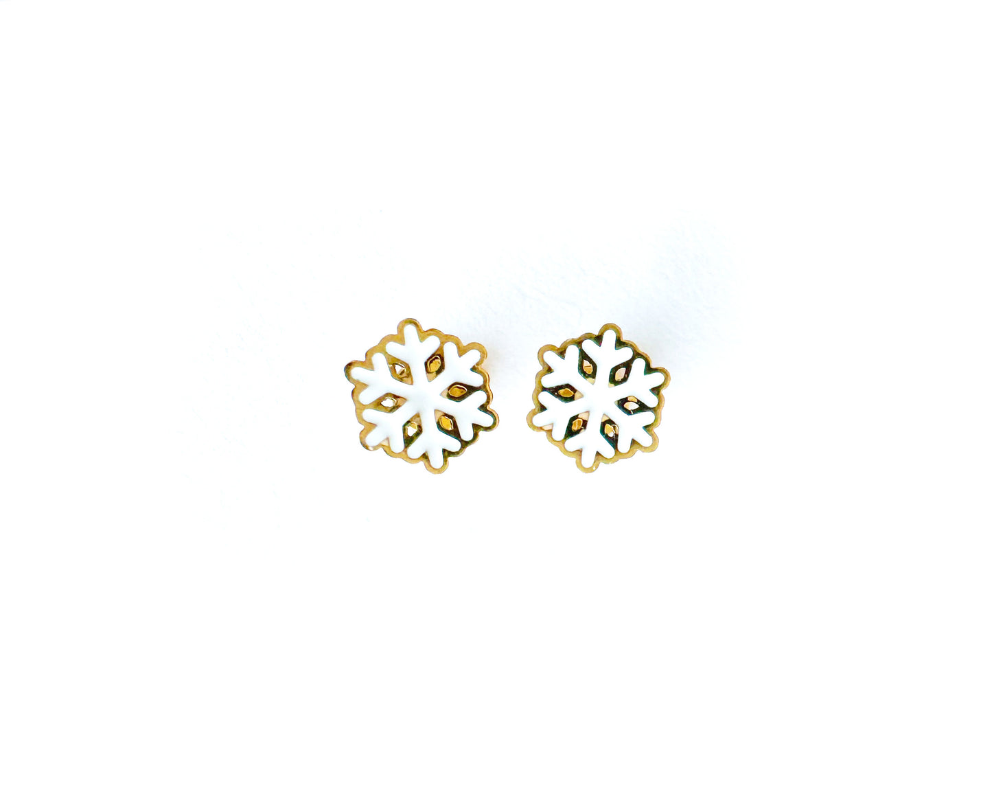 SNOWFLAKE STUD EARRINGS