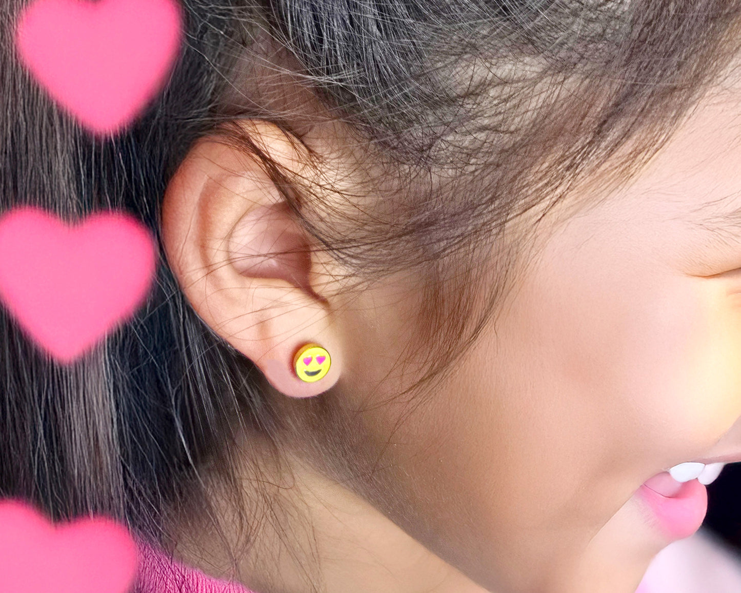 HEART EYE EMOJI STUD EARRINGS