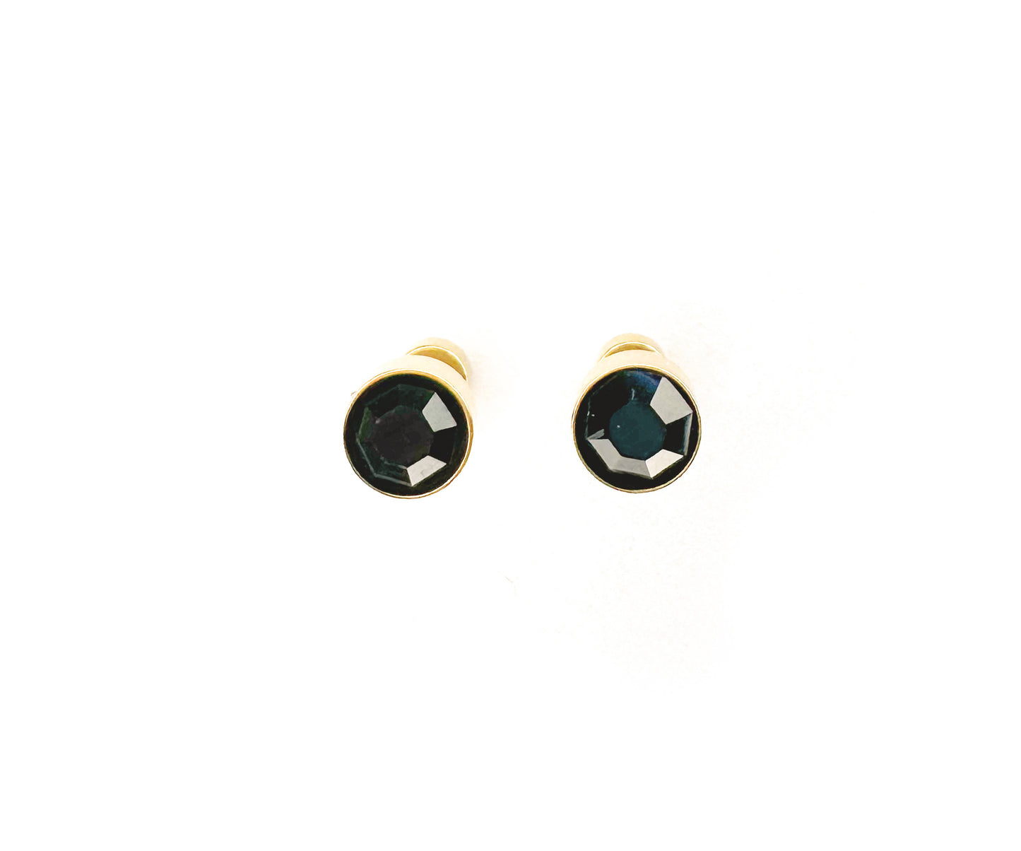 BLACK ONYX COLOR STUD EARRINGS